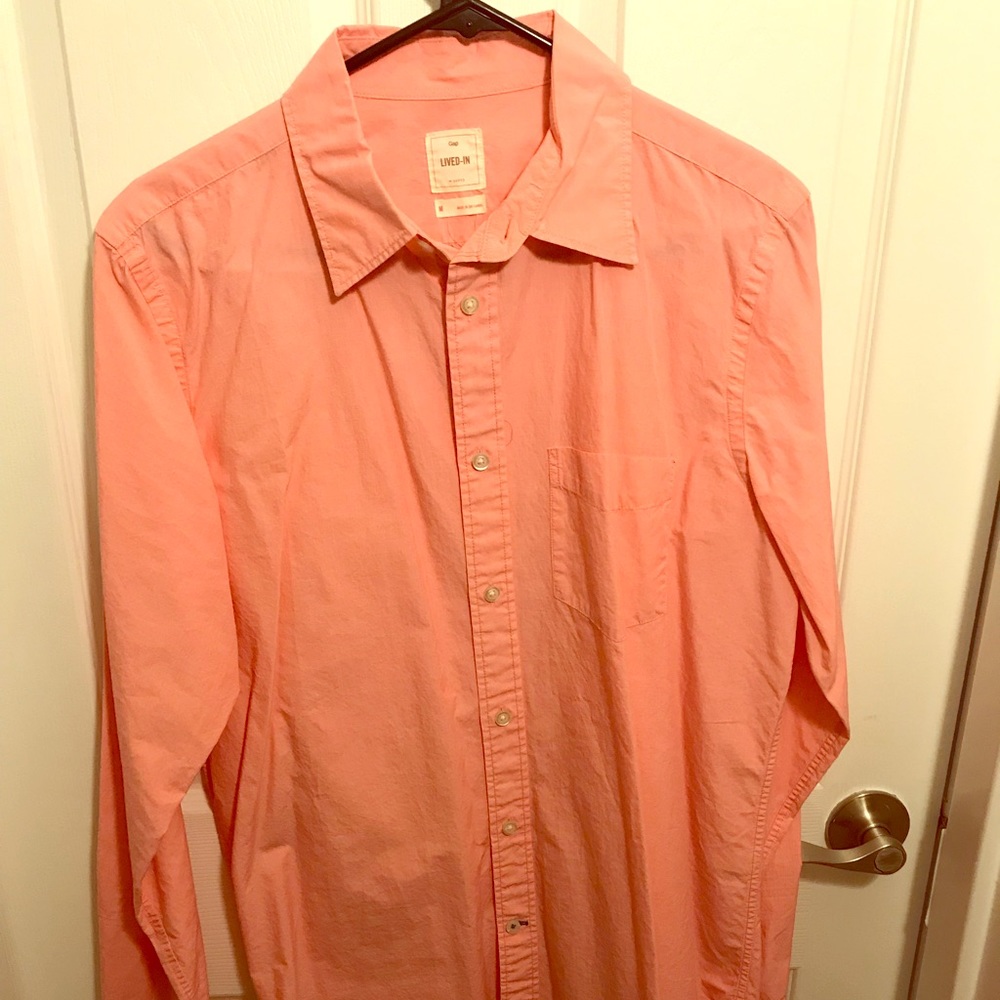 Gap “Lived In” Classic Fit Button Down Dress Shirt